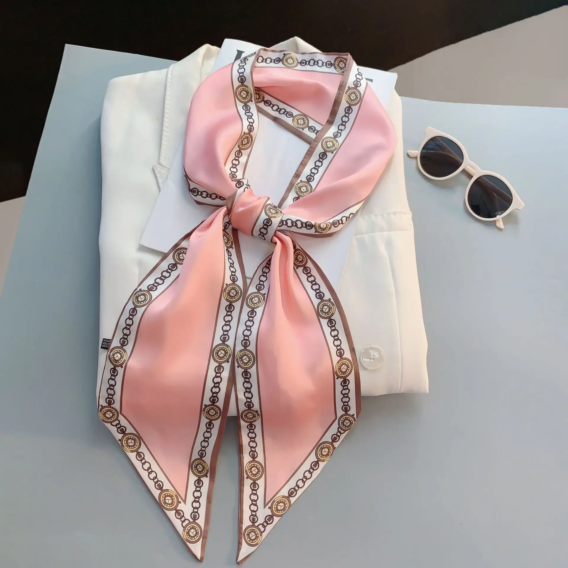 Design Print Skinny Scarf Plai - огляд і ціна Travel Accessories Luxury