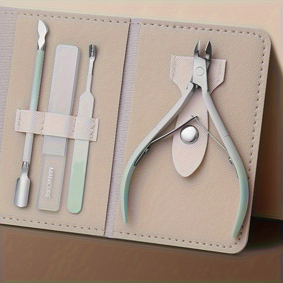 Manicure set Men Personal Care - огляд і ціна Travel Accessories Kit For Men