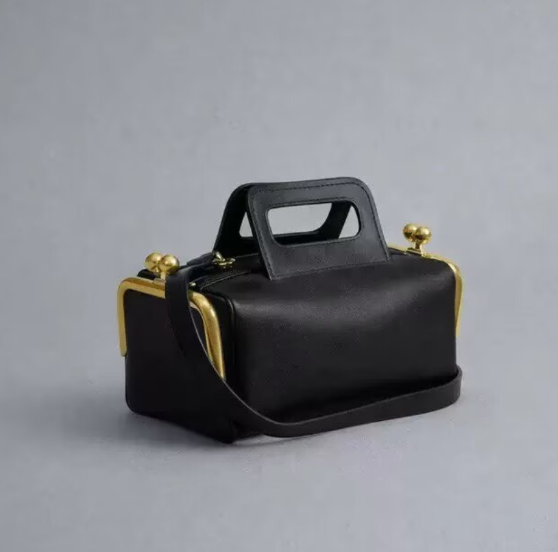 Fashion France Underarm Bag Fo - огляд і ціна Travel Accessories Luxury