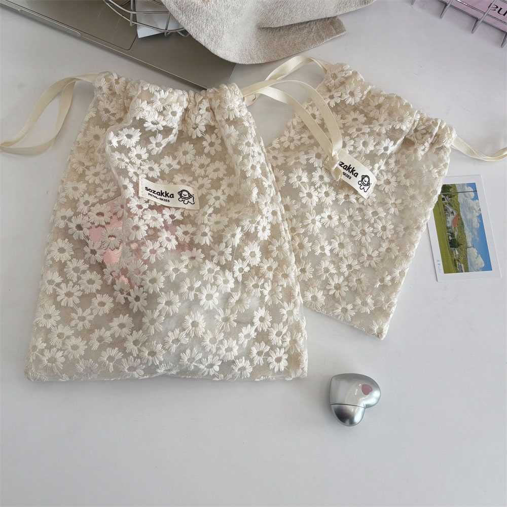 Lace Embroidered Daisy Mesh Dr - огляд і ціна Travel Accessories Bag